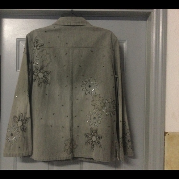 Jacket - Picture 4 of 4